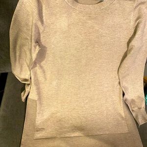 Lightweight Mid-length Top